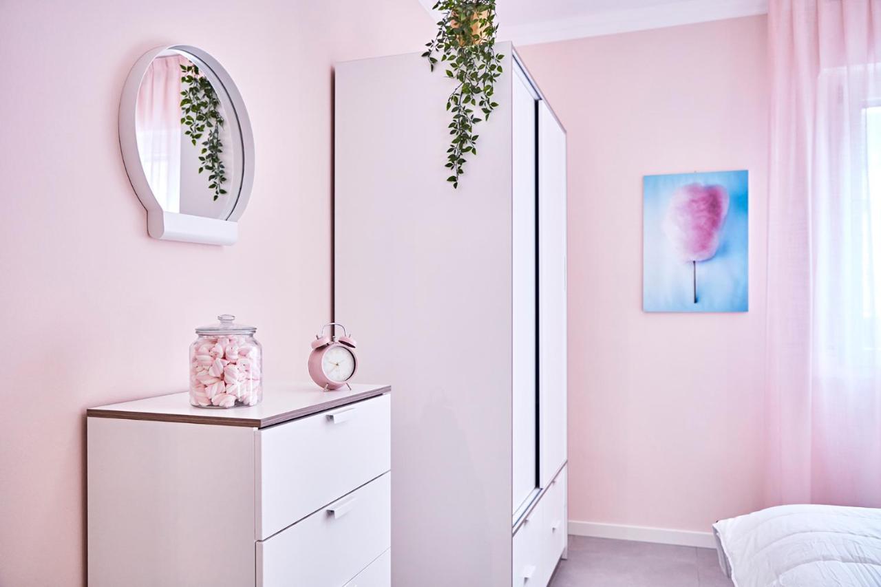 “cotton Candy” Near Venice